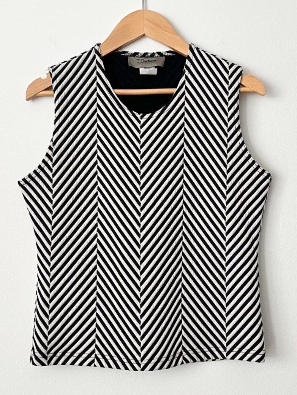 Vintage T.Garment Women's Top Tank Black White Herringbone Size S Minimalist Mod
